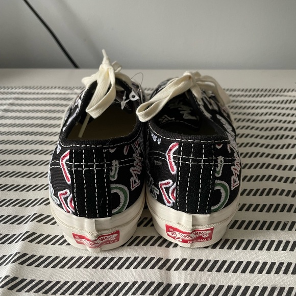 VANS VAULT ZODIAC LOW TOPS - Picture 5 of 6